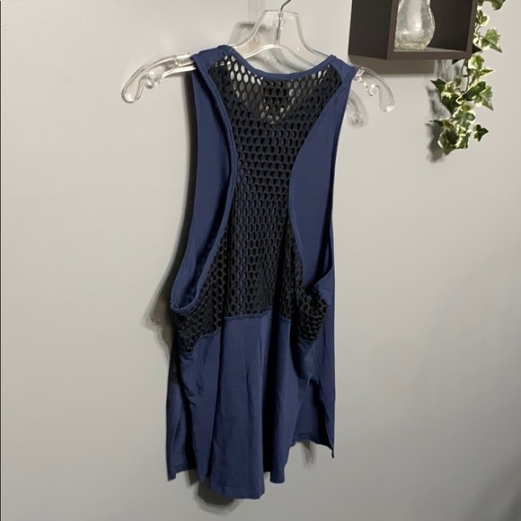 COPY - Ivy Park Mesh Back Logo Muscle Tee in Rainstorm L - Picture 6 of 9